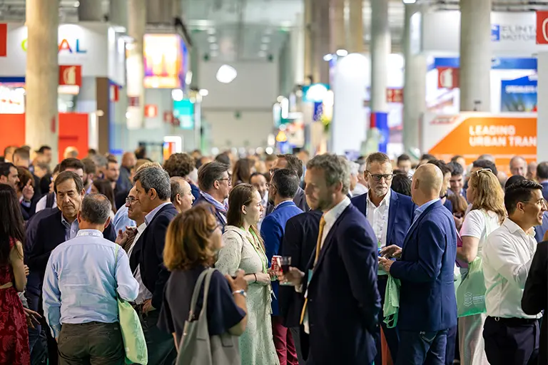 busy networking in the exhibition